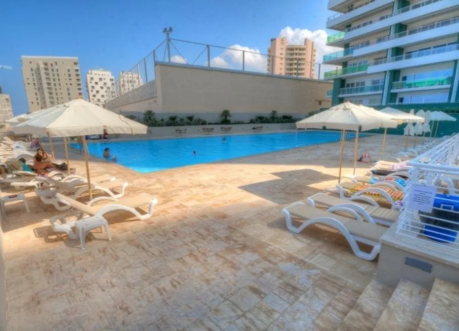 Apartment Luxury Apt With Side Seaviews And Pool, Best Location Sliema