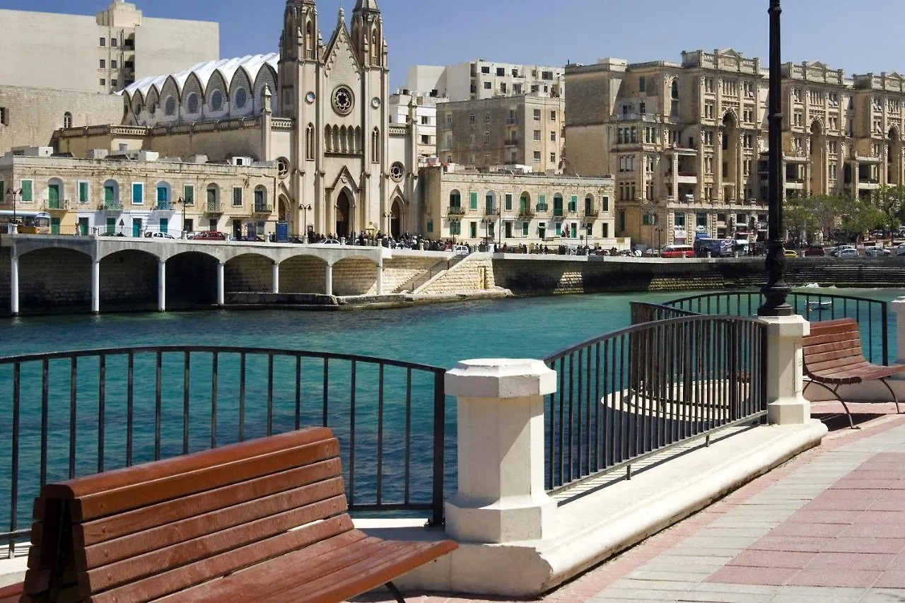 Luxury Apt With Side Seaviews And Pool, Best Location Sliema